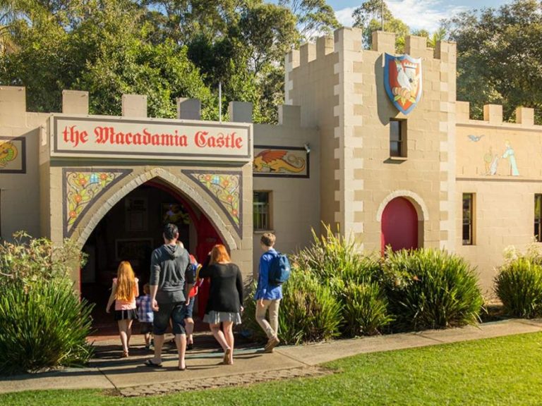 Attractions_Macadamia-Castle